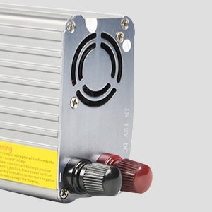 700w Car inverter intelligent fan cooling 700w Car inverter intelligent fan cooling